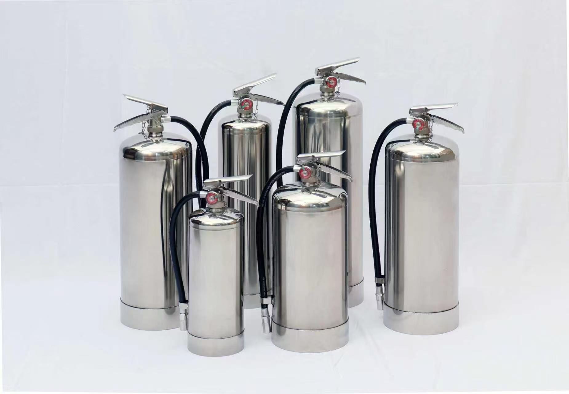 Portable stainless steel fire extinguisher cylinder